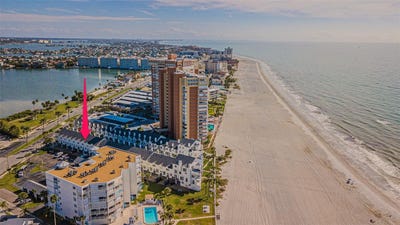 /international/us/17960-gulf-boulevard-redington-shores-fl-110104332514/
