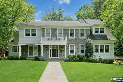 /international/us/20-sylvan-way-millburn-nj-110109088163/
