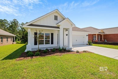 /international/us/12946-e-grand-rapids-road-fairhope-al-110105873009/