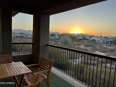 /international/us/2425-w-bronco-butte-trail-phoenix-az-110093636500/