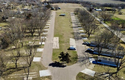 /international/us/210-12th-street-clay-center-ks-110106553122/