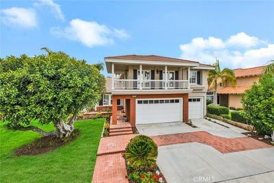 /international/us/2201-marselina-tustin-ca-110098039825/
