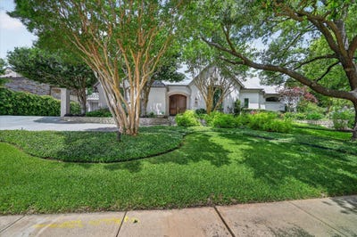 /international/us/14819-bellbrook-drive-addison-tx-110108176463/