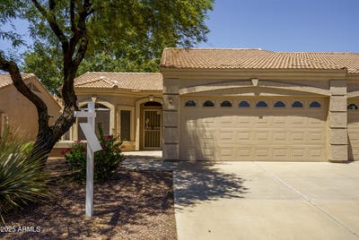 /international/us/2101-s-yellow-wood-mesa-az-110101233955/