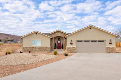 /international/us/1448-s-sage-ct-kanab-ut-110105865164/