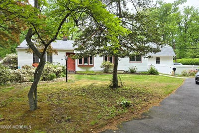 /international/us/98-new-monmouth-road-middletown-nj-110107953117/