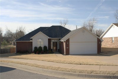 /international/us/2736-jean-street-springdale-ar-110107963377/