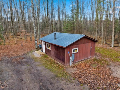 /international/us/w5065-bear-paw-road-amberg-wi-110103374690/