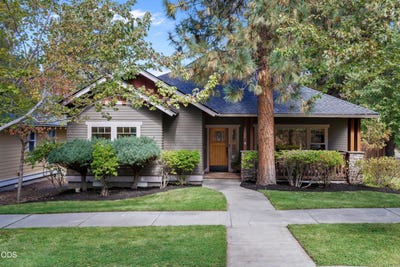 /international/us/2544-nw-sacagawea-lane-bend-or-110120483322/