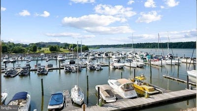 /international/us/500-belmont-bay-drive-woodbridge-va-110108191931/