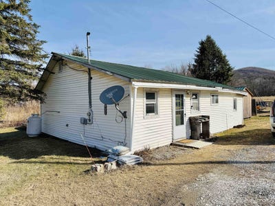 /international/us/4711-main-road-huntington-vt-110106945745/