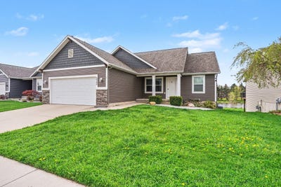 /international/us/5966-farmview-drive-allendale-mi-110107631098/