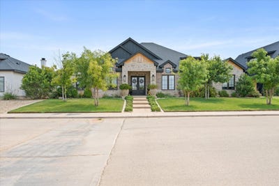 /international/us/611-n-12th-street-wolfforth-tx-110120529978/