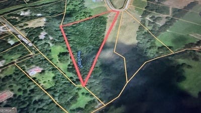 /international/us/16-riverbluff-summerville-ga-110099369507/