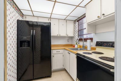/international/us/2525-w-golf-boulevard-pompano-beach-fl-110119991127/