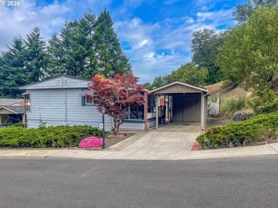/international/us/46-ne-mary-ann-ln-roseburg-or-110108493645/