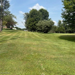 /international/us/11769-mills-road-unit-1-garrettsville-oh-110099437820/