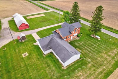 /international/us/12563-townline-road-frankenmuth-mi-110108448137/