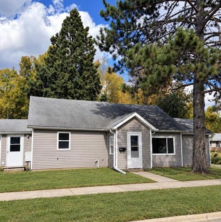 /international/us/714-division-street-park-falls-wi-110120497872/