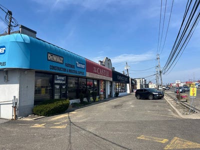 /international/us/168-broad-hollow-rd-farmingdale-ny-110106820857/