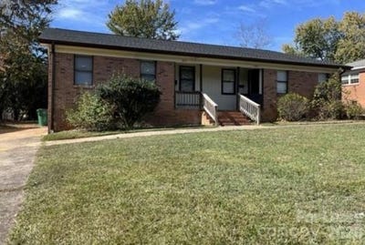 /international/us/3633-driftwood-drive-charlotte-nc-110107233967/