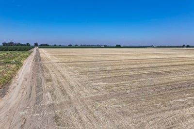 /international/us/8050-15th-avenue-hanford-ca-110108033464/