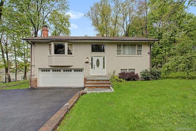 /international/us/26-garden-road-mahopac-ny-110107753674/