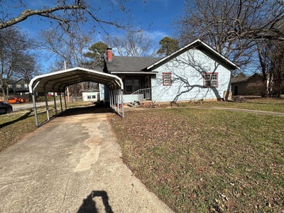 /international/us/324-w-plum-street-durant-ok-110108658009/