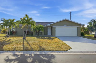 /international/us/33-annapolis-lane-rotonda-west-fl-110105387153/