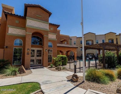 /international/us/14575-w-mountain-view-boulevard-w-surprise-az-110107240803/
