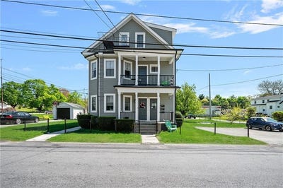 /international/us/49-emanuel-street-north-providence-ri-110108426234/