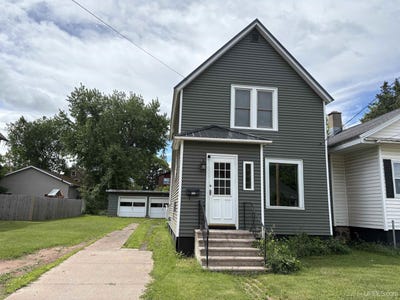 /international/us/611-sutherland-street-ironwood-mi-110108918902/