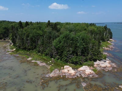 /international/us/m7-l-5-6-pineo-point-road-harrington-me-110100978494/