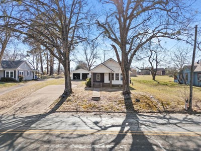 /international/us/605-dallas-street-winona-tx-110120028040/