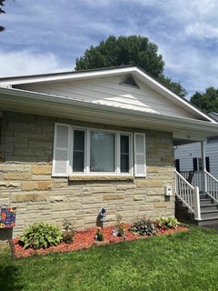 /international/us/33-walnut-ave-massena-ny-110107762049/