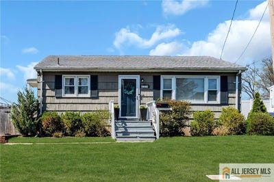 /international/us/25-woodview-avenue-fords-nj-110107388835/