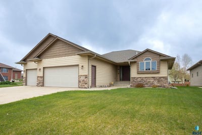 /international/us/7816-w-kelsey-cir-sioux-falls-sd-110107633455/