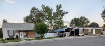 /international/us/517-s-10th-st-thermopolis-wy-110108334174/