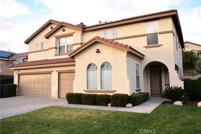 /international/us/24094-safiro-court-wildomar-ca-110102652651/