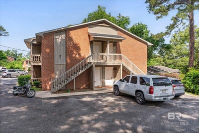 /international/us/512-lake-forest-boulevard-daphne-al-110107546795/