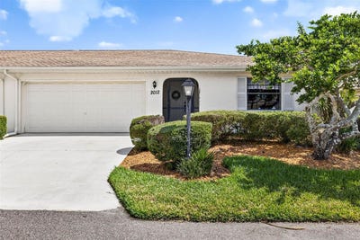/international/us/2012-hereford-drive-sun-city-center-fl-110100942209/