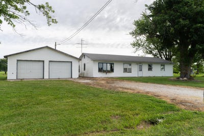 /international/us/1586-county-road-1390-cairo-mo-110109063969/