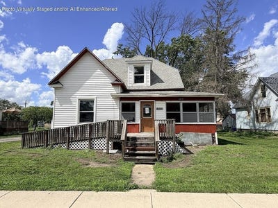 /international/us/302-e-main-street-medaryville-in-110109032688/
