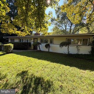 /international/us/334-holly-road-west-chester-pa-110110357138/