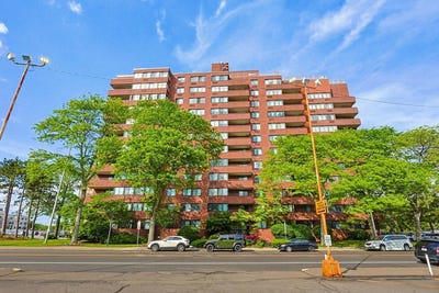 /international/us/77-adams-st-quincy-ma-110108351405/