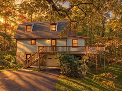 /international/us/345-trillium-trail-franklin-nc-110120630279/