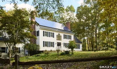 /international/us/24-hickory-lane-roxbury-ct-110107001079/