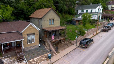 /international/us/316-williams-street-deadwood-sd-110101114997/?lang=en