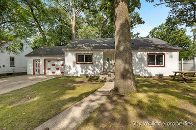 /international/us/3329-baker-street-muskegon-heights-mi-110101260741/