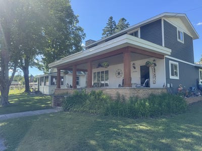 /international/us/w17356-main-st-curtis-mi-110109115637/
